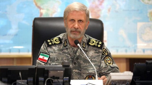 Panglima Angkatan Darat Iran Amir Hatami (Foto: Reuters/Iranian Army)