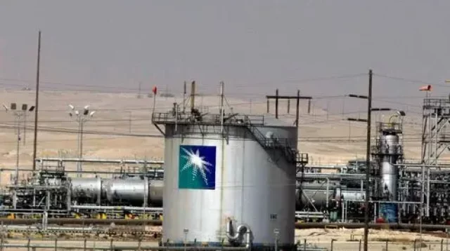 Kilang Raksasa Saudi Aramco Tutup Usai Dihantam Drone Iran