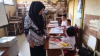 SD di Sidoarjo Bertahan