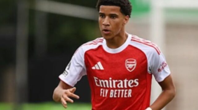 Jakarta, Lini Indonesia - Ketua Umum PSSI, Erick Thohir, memberikan tanggapan mengenai kabar pemain muda Arsenal U-21, Demiane Agustien, yang disebut tengah menjalani tahap awal proses naturalisasi untuk menjadi Warga Negara Indonesia (WNI).